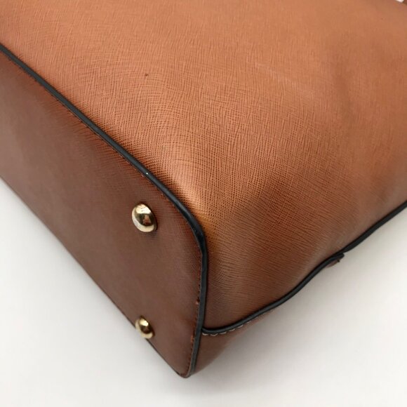 Elim & Paul White & Brown Colorblock Tote Bag - Picture 8 of 11